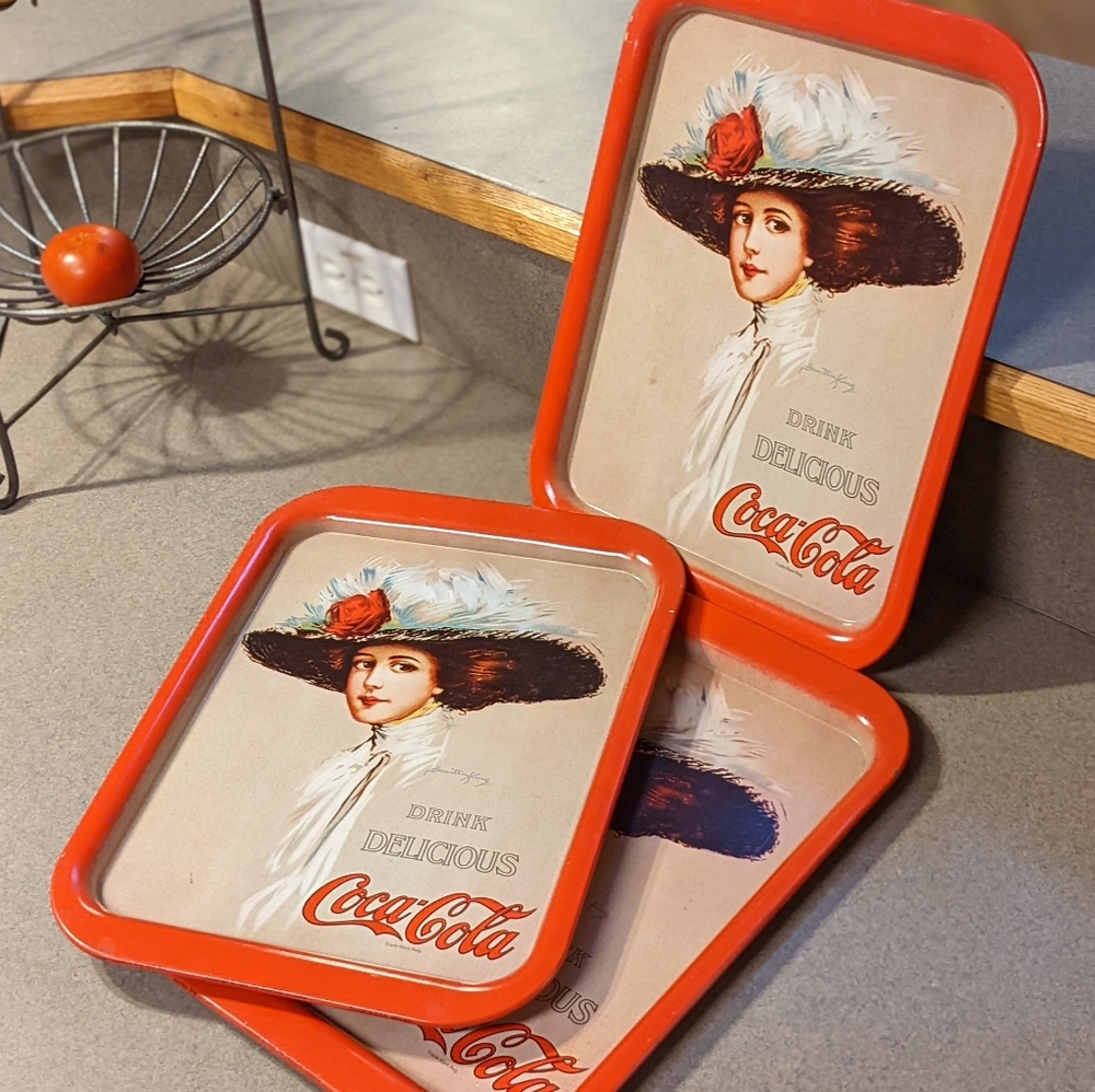 Vintage 1971 Coca-Cola Tin Serving Trays|| 3 in set.